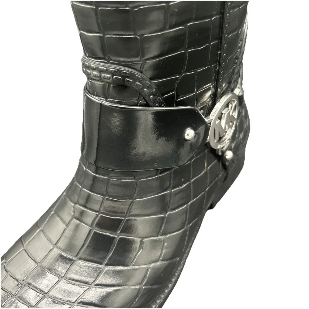 MICHAEL KORS FULTON ICONIC MK LOGO HARNESS BLACK CROCO RAIN BOOTS 6 I LOVE SHOES